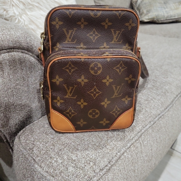 Louis Vuitton Handbags - Louis Vuitton Monogram Amazone Bag